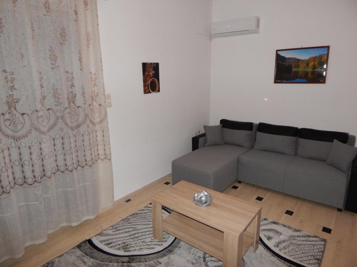 Cozy Apartment For 2-5 People-Center Tripoli 1 Exterior photo